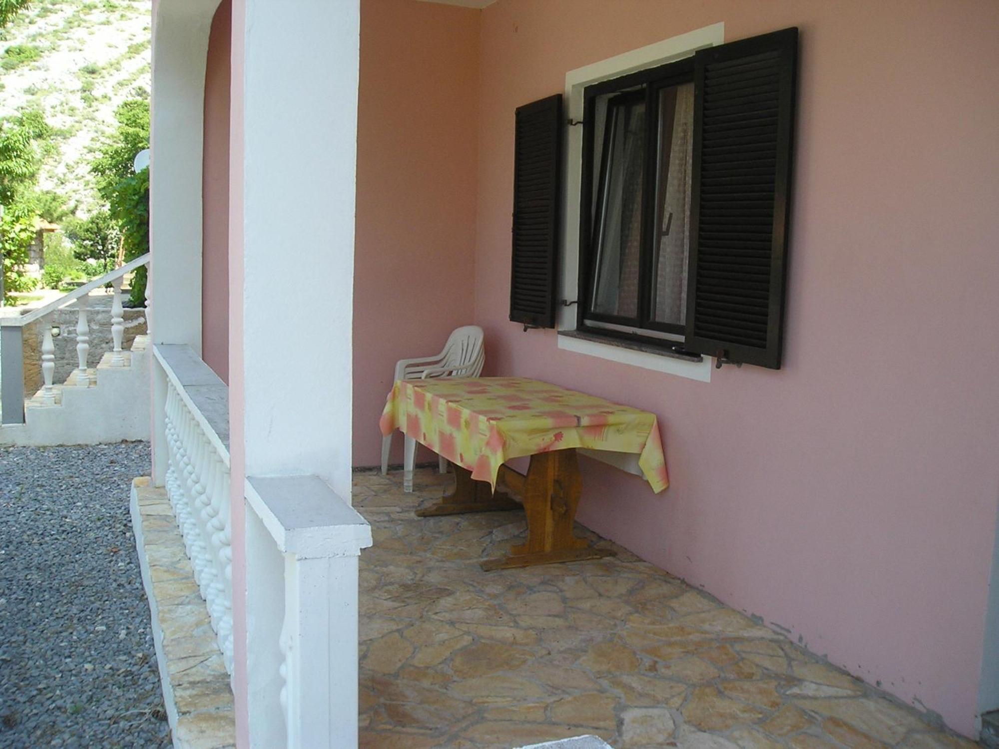 Roza Guest House Сень Екстер'єр фото